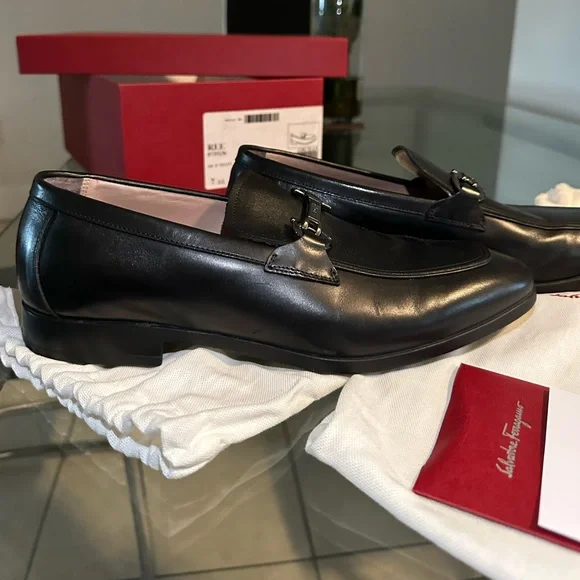 Salvatore Ferragamo | Shoes | Salvatore Ferragamo Loafers  display picture 2